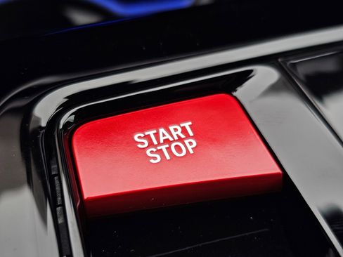 New 2026 BMW M5 w/ Carbon Package image 21