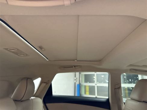 Used 2012 Toyota Venza XLE image 23