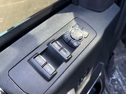 Used 2015 Ford F150 Platinum w/ Equipment Group 701A Luxury image 25