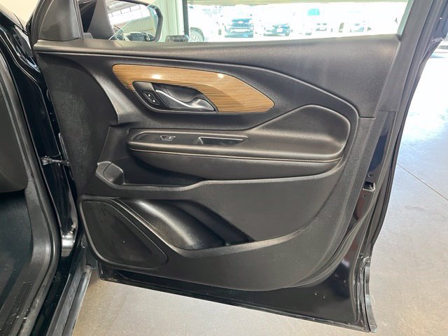 Used 2020 GMC Terrain SLE FWD image 13