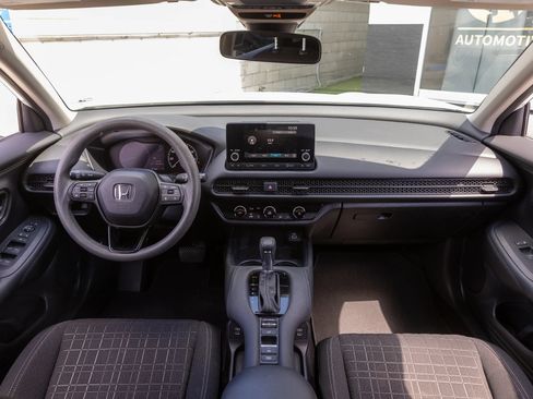 Used 2024 Honda HR-V LX image 29