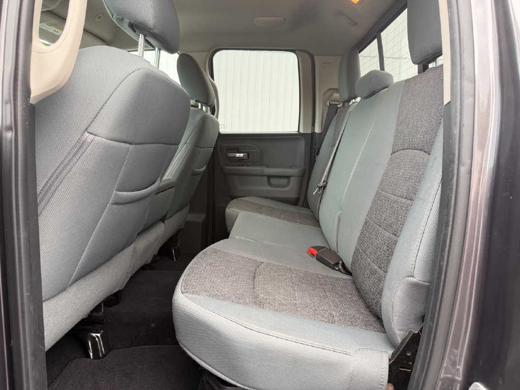 Used 2017 RAM 1500 Big Horn AWD/4WD image 35