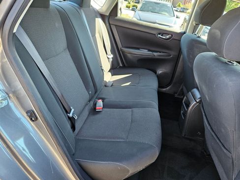 Used 2019 Nissan Sentra S image 33