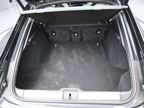 Certified 2024 Porsche Panamera 4 image 33