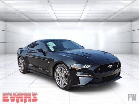 Used 2021 Ford Mustang GT Premium w/ Equipment Group 401A RWD image 1