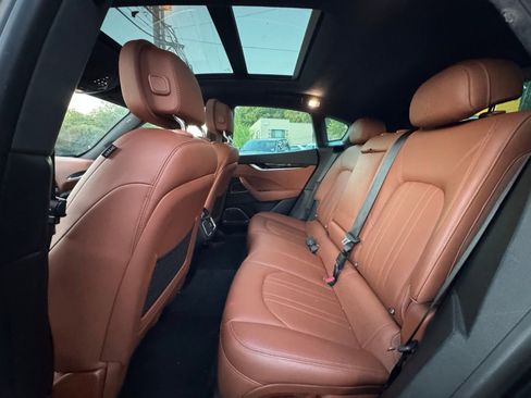 Used 2017 Maserati Levante S image 14