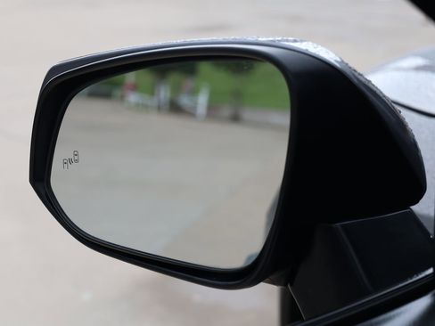 Used 2024 Toyota RAV4 XLE image 9