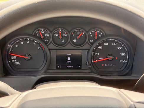 Used 2025 Chevrolet Silverado 1500 W/T RWD image 21