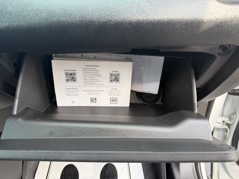 Used 2024 Chevrolet Equinox RS w/ LPO, Floor Liner Package AWD/4WD image 41