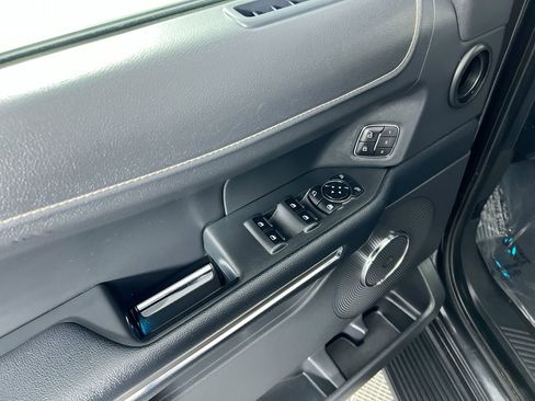 Used 2024 Ford Expedition Max XLT image 14