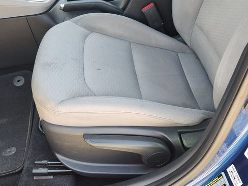 Used 2019 Hyundai Elantra Value Edition FWD image 18