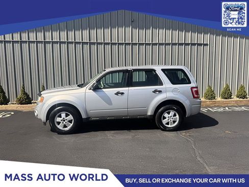 Used 2011 Ford Escape XLS w/ 101A Rapid Spec Order Code FWD image 1