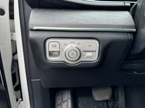 Certified 2022 Mercedes-Benz GLS 450 4MATIC image 21