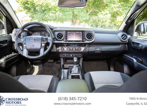 Used 2021 Toyota Tacoma TRD Sport AWD/4WD image 26
