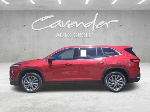 Used 2025 Buick Enclave Preferred w/ Power Package FWD image 16