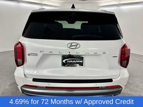 Used 2024 Hyundai Palisade Calligraphy image 6