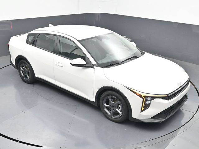 Used 2025 Kia K4 FWD image 37