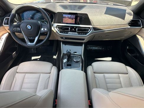Used 2019 BMW 330i xDrive Sedan w/ Premium Package AWD/4WD image 4