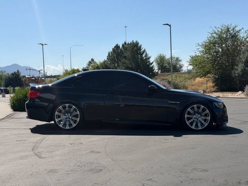 Used 2011 BMW M3 Coupe RWD image 6