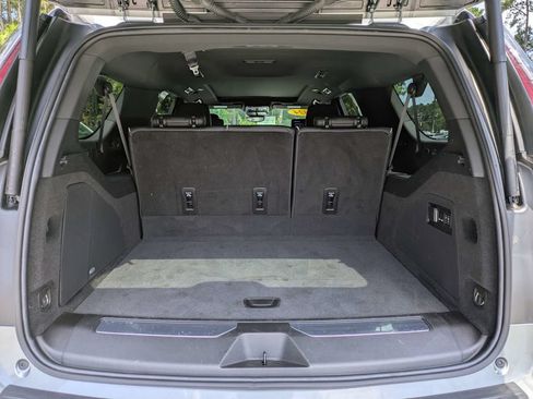 Used 2024 Cadillac Escalade ESV Premium Luxury w/ Performance Package AWD/4WD image 13