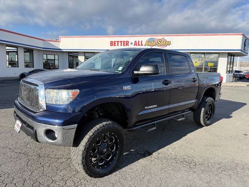 Used 2012 Toyota Tundra 4x4 CrewMax image 1