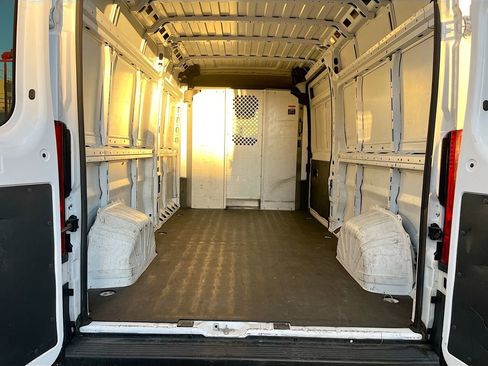 Used 2022 RAM ProMaster 2500 image 23