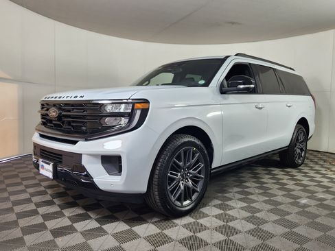 New 2025 Ford Expedition Max Platinum w/ Stealth Performance Package image 3