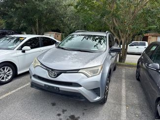 Used 2017 Toyota RAV4 LE FWD video 1