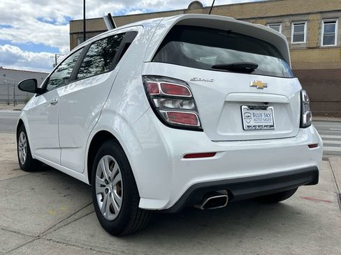 Used 2019 Chevrolet Sonic LT image 7