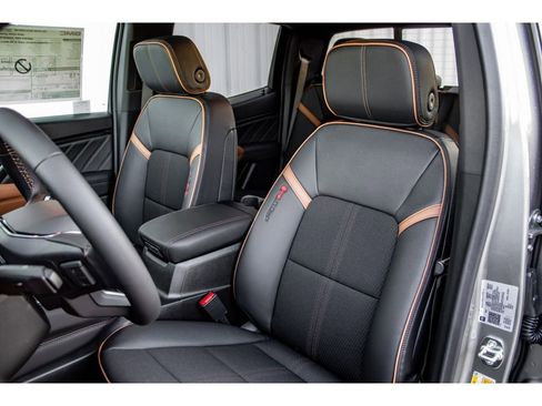 New 2026 GMC Canyon AT4 image 20