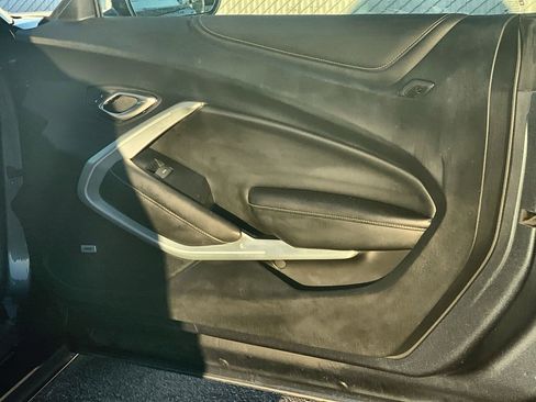 Used 2022 Chevrolet Camaro SS image 28