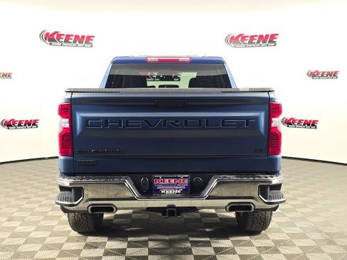 Used 2024 Chevrolet Silverado 1500 LT w/ Z71 Off-Road Package image 6