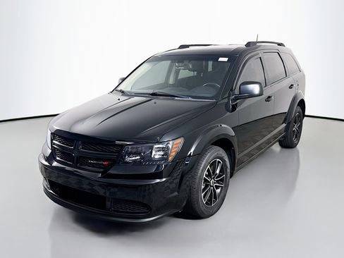 Used 2018 Dodge Journey SE w/ Connectivity Group FWD image 4
