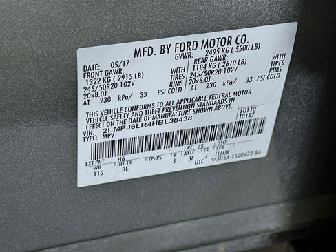 Used 2017 Lincoln MKX Reserve image 12