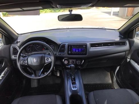 Used 2020 Honda HR-V Sport image 15