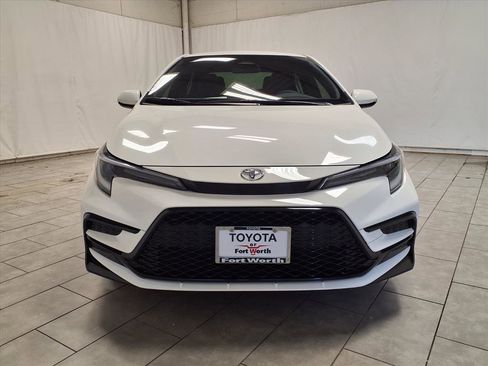 New 2026 Toyota Corolla SE image 2