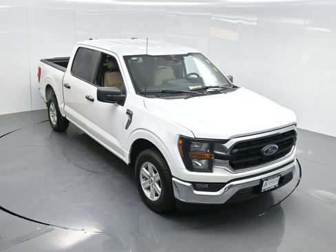 Used 2023 Ford F150 XLT image 48