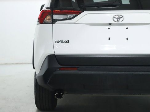Used 2025 Toyota RAV4 XLE image 46