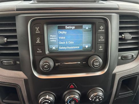 Used 2016 RAM 3500 Tradesman w/ Chrome Appearance Group AWD/4WD image 40