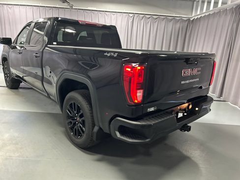 Used 2024 GMC Sierra 1500 Pro w/ Graphite Edition AWD/4WD image 5