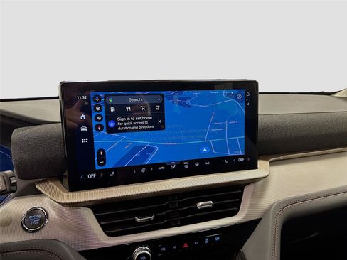 New 2026 Ford Explorer Active RWD image 12