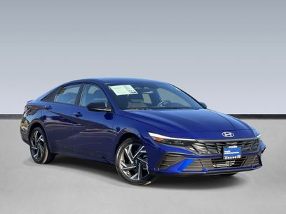 Certified 2025 Hyundai Elantra Sport w/ Cargo Package