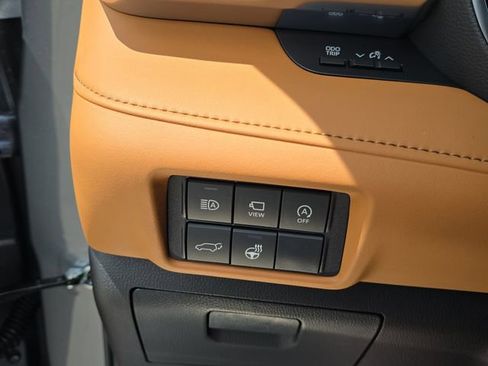 New 2026 Toyota Highlander Platinum AWD/4WD image 27