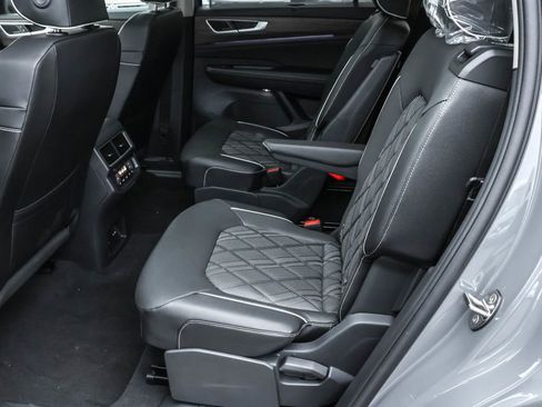 New 2026 Volkswagen Atlas SEL Premium R-Line AWD/4WD image 34