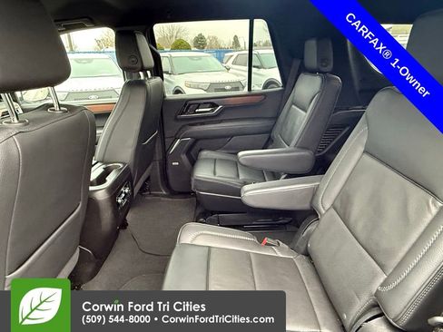 Used 2025 GMC Yukon Denali image 3