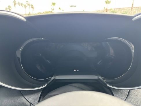 Used 2024 Alfa Romeo Giulia Quadrifoglio image 11