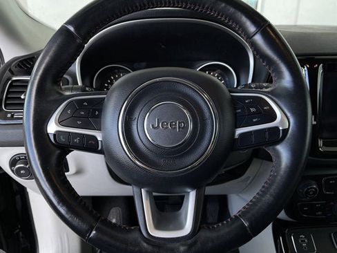 Used 2018 Jeep Compass Limited w/ Navigation Group image 15