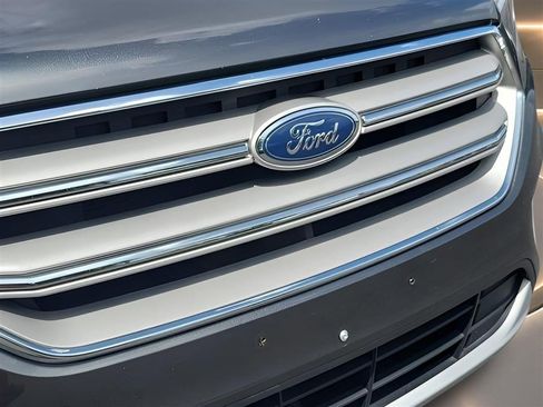 Used 2019 Ford Escape SE AWD/4WD image 28