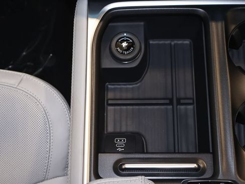 New 2026 Ford Expedition Max Platinum w/ Platinum Ultimate Package AWD/4WD image 35