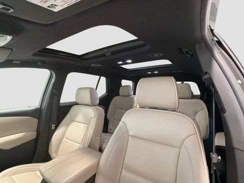 Certified 2023 Chevrolet Traverse Premier AWD/4WD image 19